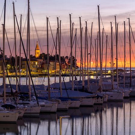 Boutique Hotel Nautica - Spa & Wellness, Free Parking, Pet Friendly Novigrad Istria Exterior foto